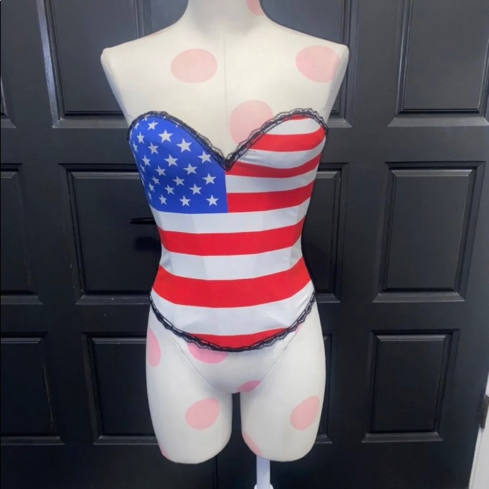*SALE THIS WEEKEND* NEW 4th of July  USA FLAG corset style top S-2x